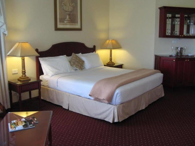 Camden Valley Inn Kültér fotó